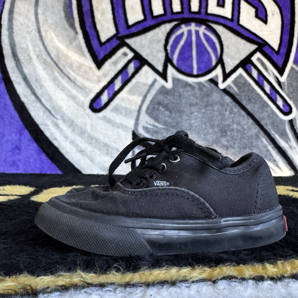 Size 8c - VANS Little Kids Authentic Black/Black Unisex Little Kids Sneakers